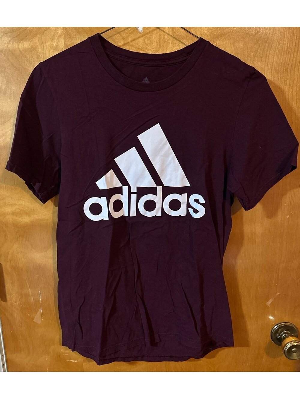 Adidas maroon tshirt size small